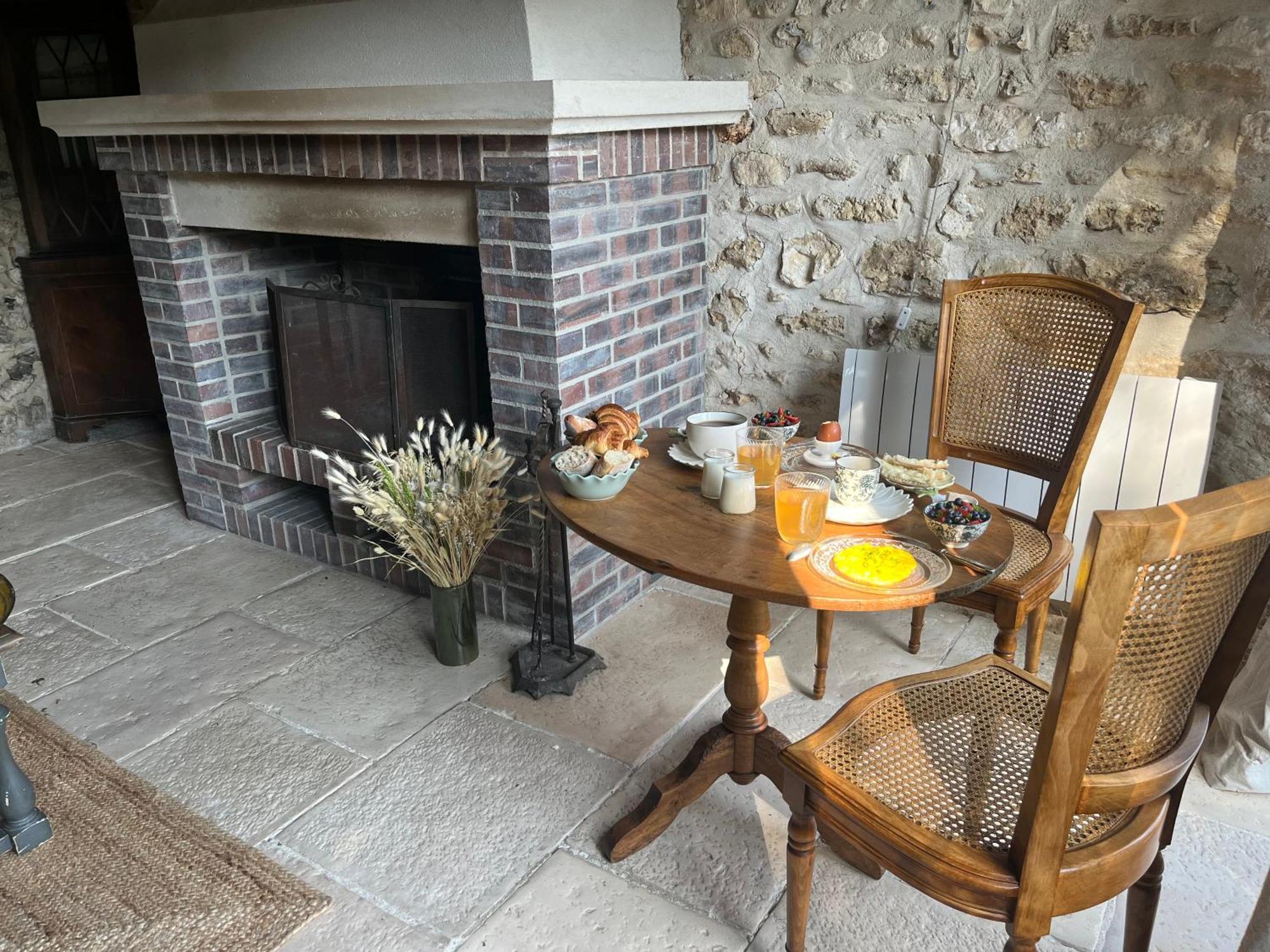 Le Clos Des Songes Blaru Exteriér fotografie